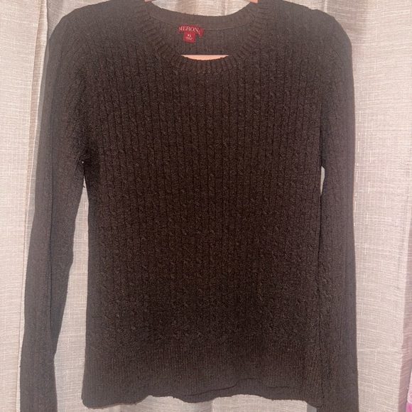Knitted long sleeve - Picture 1 of 3